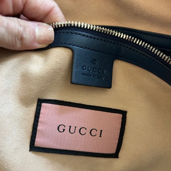 Gucci Ghost Duffle Bag - Picture 11 of 14